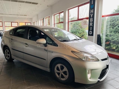 TOYOTA PRIUS 1.8 HSD Premium (Automata) GARANCIA++AUTÓBESZÁMÍTÁS++VEZETETT SZERVIZKÖNYV