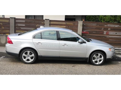 VOLVO S80 2.5 T Kinetic Geartronic