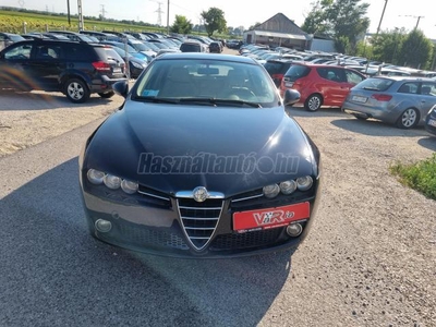 ALFA ROMEO 159 SW 1.9 JTDm 16V Progression 3 év garanciával . 1 tulaj Friss műszakival. Magyar Autóklub által átvízsgálva!