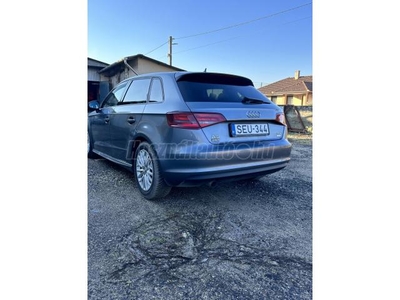 AUDI A3 Sportback 1.6 TDI Attraction