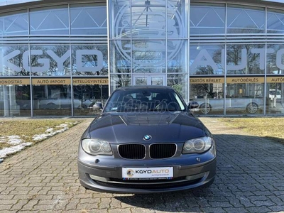 BMW 120d (Automata) Két zónás klíma. Ülésfűtés. Napfénytető