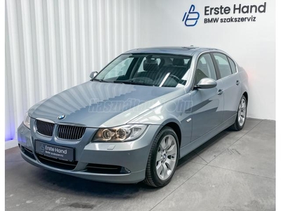 BMW 330i 'XENON - NAVI - BŐR - NAPFÉNYTETŐ - SZERVIZKÖNYV'