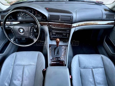 BMW 730d (Automata)