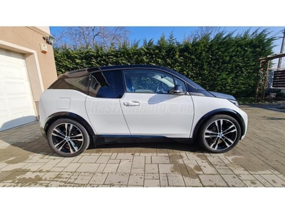 BMW I3 i3s 120Ah (Automata) Prof. Navigáció! Adaptív Led lámpa! Hőszivattyú! Keyless-Go! Friss szervíz!