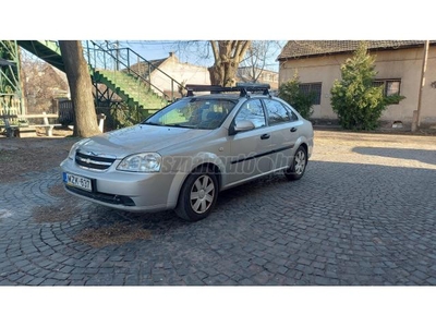 CHEVROLET LACETTI Sedan 1.4 16V Plus Klíma