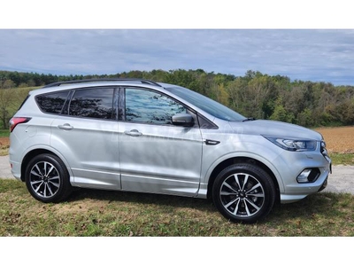 FORD KUGA 1.5 EcoBoost ST-Line