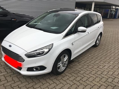 FORD S-MAX 2.0 TDCi Titanium Powershift [7 személy] Panoráma.LED.7 ülés.Önparkolás.Pajzs