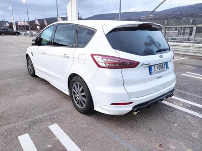 FORD S-MAX 2.0 TDCi Titanium St Paket Manuális váltó!