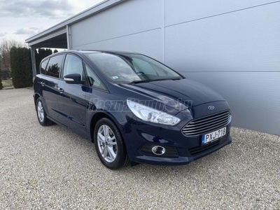 FORD S-MAX 2.0 TDCi Trend [7 személy] Magyarországi - Gyári fényezés - Végig vezetett szervizkönyv - 1 tulaj