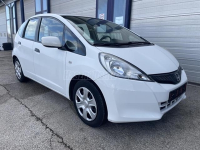 HONDA JAZZ 1.2 Trend Becsületesnepper