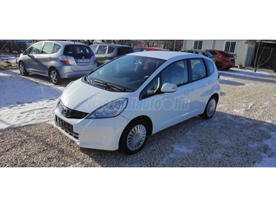 HONDA JAZZ 1.4 Elegance ROZSDA. KARC ÉS TÖRÉS MENTES.1 TULAJ.BEHAJLÓ TÜKRÖK.4DB ELEKT. ABLAK!