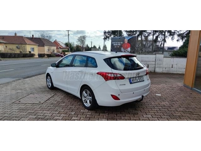 HYUNDAI I30 1.4i Business