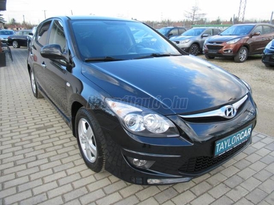 HYUNDAI I30 i30u 1.4 DOHC Comfort / 143 EZER KM / SZERVIZKÖNYV / ALU /