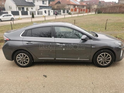 HYUNDAI IONIQ electric Premium (Automata) ÉRVÉNYES GYÁRI GARANCIA Rendelhető össze extrával. valódi PRÉMIUM. napfénytető