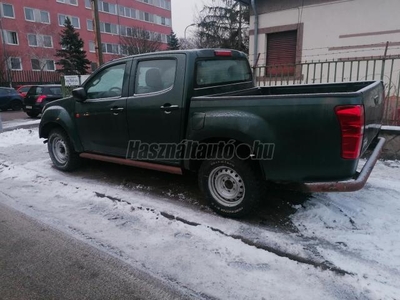 ISUZU D-MAX 2.5 D LS 83 000 KM---1.TULAJ---CSERÉLHETŐ