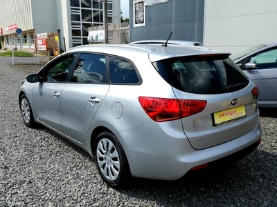 KIA CEE'D SW 1.4 CVVT EX