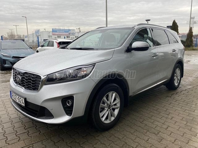 KIA SORENTO 2.2 CRDI LX Plus 4WD (Automata) [7 személy] 30.000 KM.. 3 ÉV GYÁRI GARANCIÁVAL. 4X4 hajtással