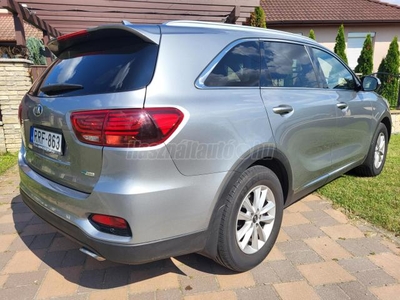 KIA SORENTO 2.2 CRDI LX Plus (Automata) [7 személy]