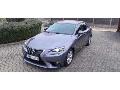 LEXUS IS 300h Executive Plus Safety CVT Félbőr belső. ÁFA-s!