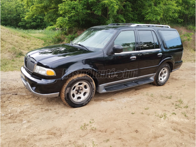 LINCOLN NAVIGATOR 5.4