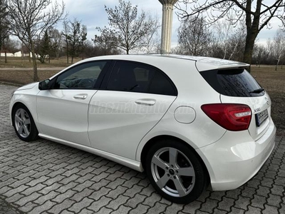 MERCEDES-BENZ A 180 (BlueEFFICIENCY) nyitható panoráma üvegtető. sportülés. holttérfigyelő asszisztens