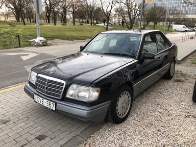 MERCEDES-BENZ E 124 300 Turbo Diesel