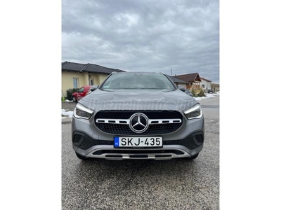 MERCEDES-BENZ GLA 200 4Matic Progressive L 8G-DCT