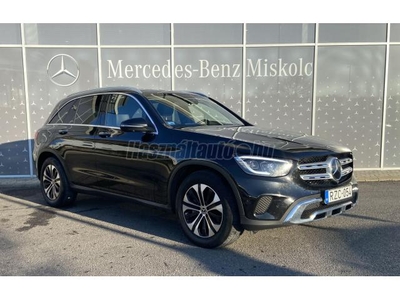 MERCEDES-BENZ GLC 300 d 4Matic 9G-TRONIC / Áfás / 360 Kamera / DISTRONIC / Állóhelyzeti fűtés / MULTIBEAM LED / Burmester