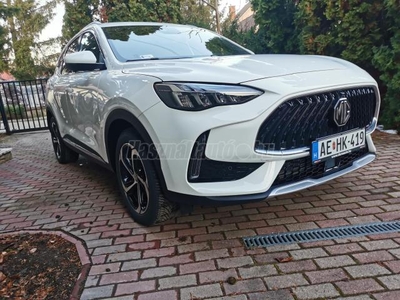 MG HS 1.5 T-GDI Luxury DCT facelift + ajándék téligumi garnitúra