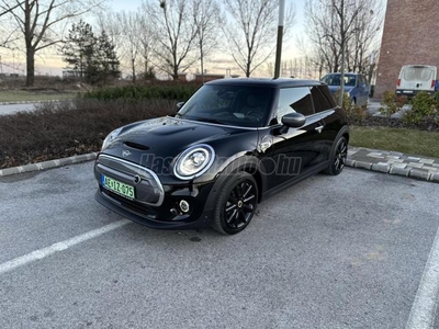 MINI MINI COOPER SE L