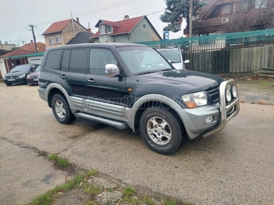 MITSUBISHI PAJERO Wagon 3.2 DI GLS (Automata) Gyári 7 szem