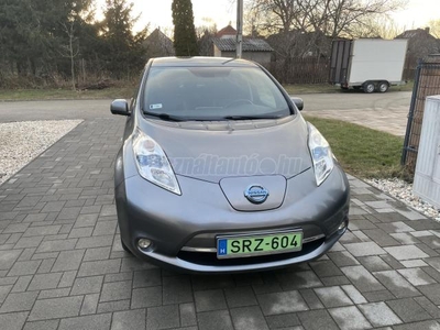 NISSAN LEAF Tekna 24 kWh (Automata)