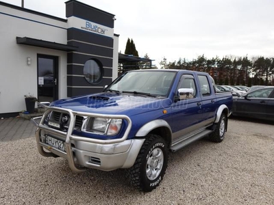 NISSAN NAVARA 2.5 Tdi .4x4.Uj Gumik!