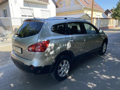 NISSAN QASHQAI+2 1.5 dCi Tekna 2WD 7 sz.! Panoráma tető! AKÁR 1 ÉV GARANCIÁVAL