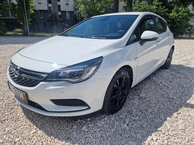 OPEL ASTRA K 1.6 CDTI EcoFLEX Start-Stop Selection Navi. tolatóradar. start-stop rendszer. tempomat