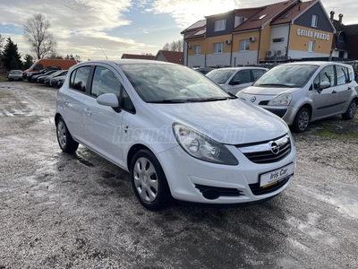 OPEL CORSA D 1.4 111 Years Gyári fényezés! Sérülésmentes! Vezetett szervízkönyv!