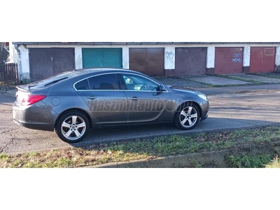 OPEL INSIGNIA 2.0 CDTI Cosmo