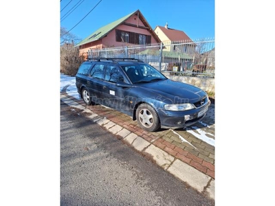 OPEL VECTRA Caravan 1.6 16V Elegance Tulajdonostól friss vezérlés