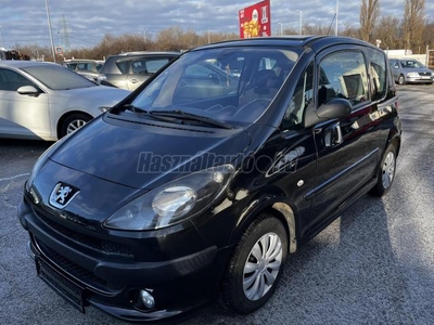 PEUGEOT 1007 1.4 HDi Trendy