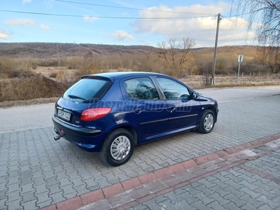 PEUGEOT 206 1.4 Husky