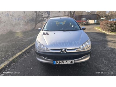 PEUGEOT 206 1.4 Urban Plus