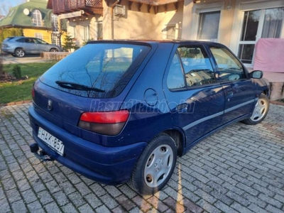 PEUGEOT 306 1.6 Saint-Tropez