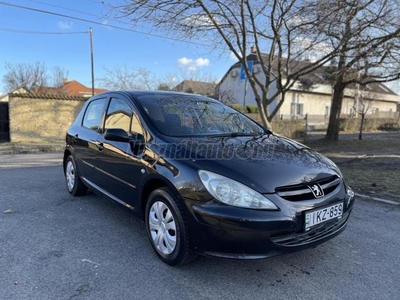 PEUGEOT 307 1.4 16V Presence