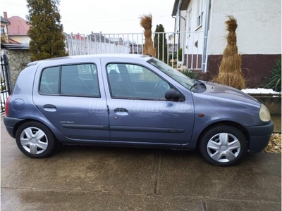 RENAULT CLIO 1.4 16V RT