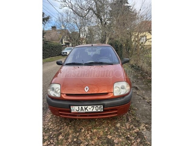 RENAULT CLIO 1.4 RN