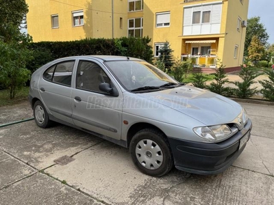 RENAULT MEGANE 1.4 Comfort