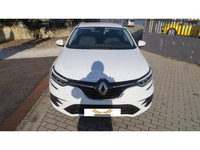 RENAULT MEGANE KOMBI 1.5 BDCi115 FACELIFT NAVIGÁCIÓ DIGITKLÍMA PARKRADAR 100% KM