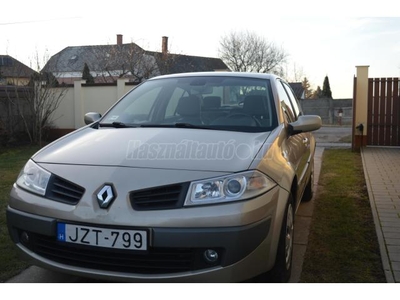 RENAULT MEGANE Limousine 1.5 dCi Dynamique