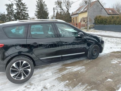 RENAULT SCENIC Scénic 1.6 dCi Energy Bose