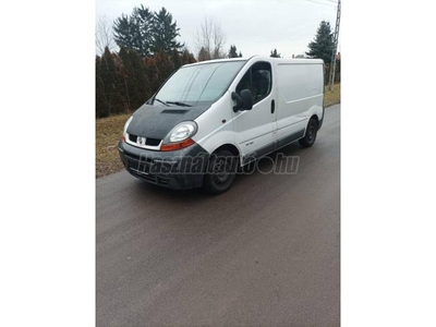 RENAULT TRAFIC 2.5 dCi L1H1